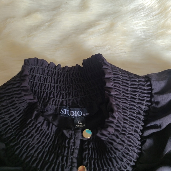 studio jpr Women's Smoked Black Top, Keyhole, Size XL - Picture 4 of 6